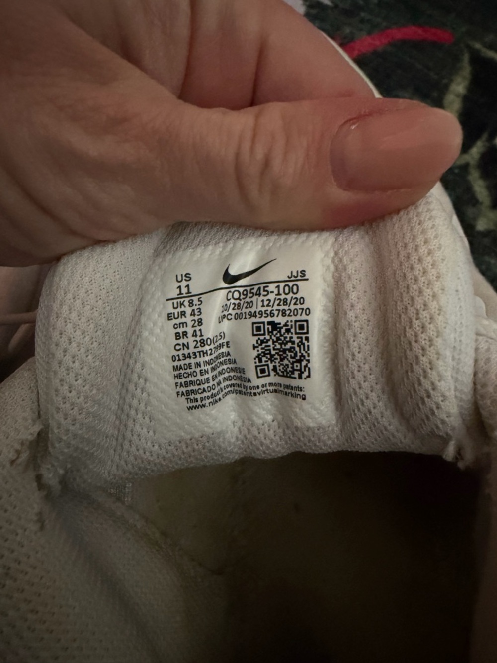 3/$25 ✨ Nike Legend Essential 2 White Mint Pink Training Shoes Women’s 11 - Picture 8 of 11